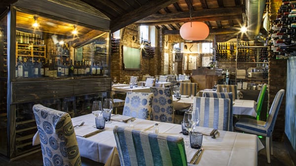 Taverna Guyot gallery image