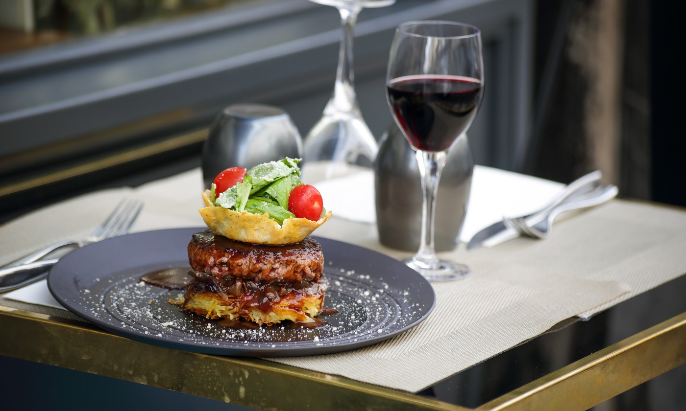 Touch In Paris gallery image